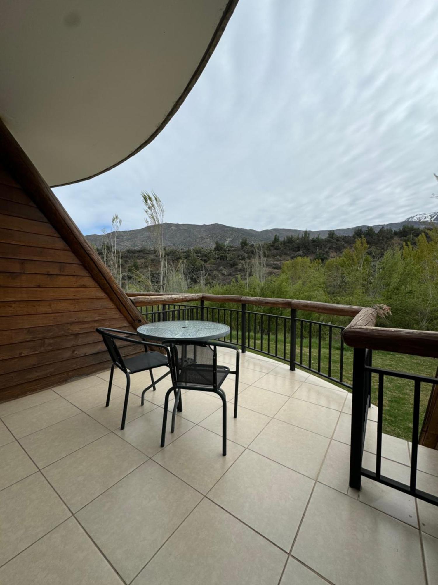 San Francisco Lodge Los Andes Bagian luar foto