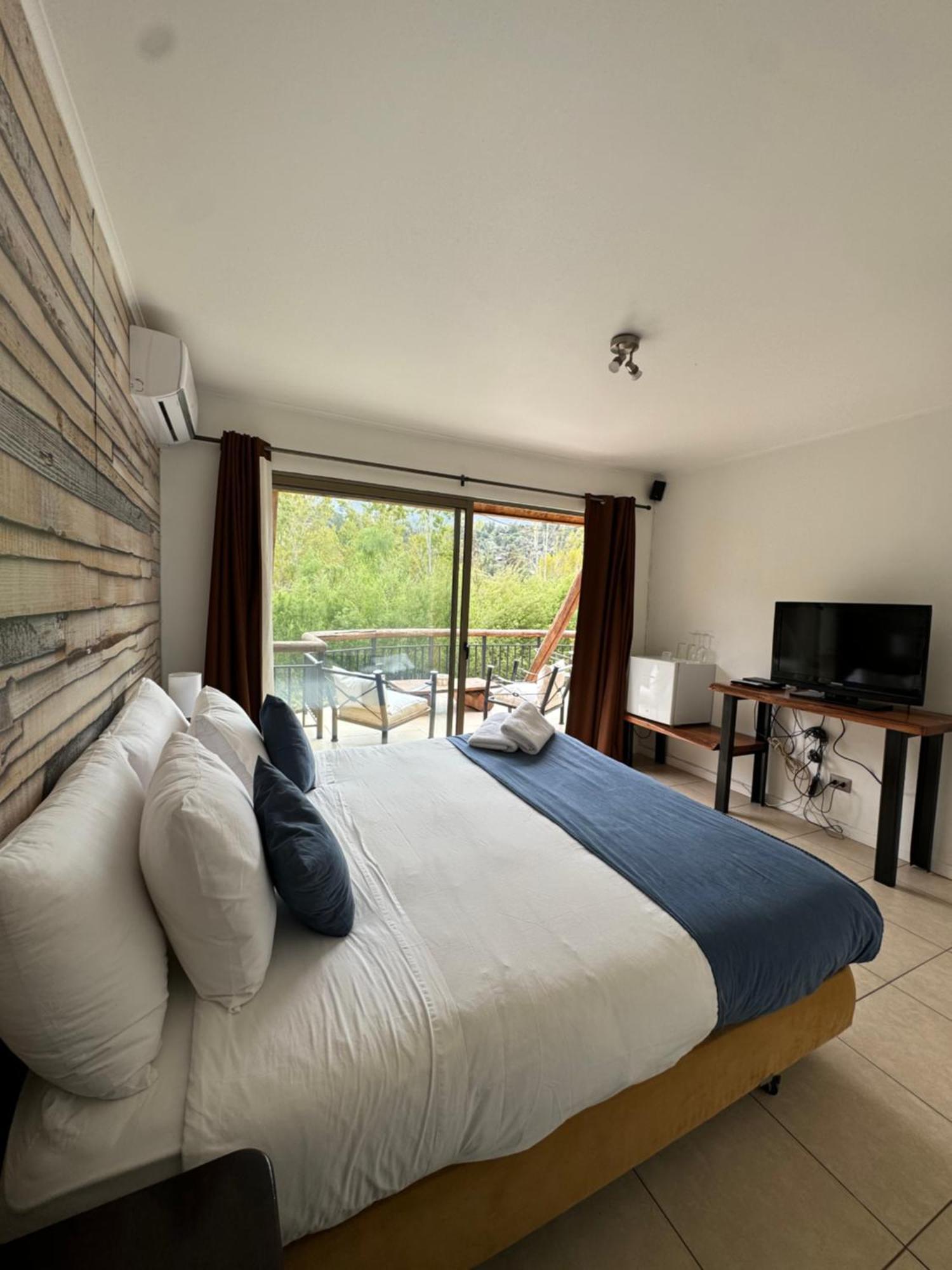 San Francisco Lodge Los Andes Bagian luar foto